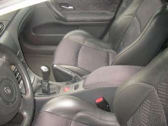 2004 Renault Laguna Photos