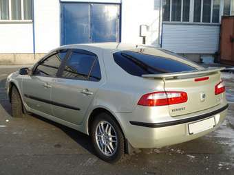 2004 Renault Laguna Photos