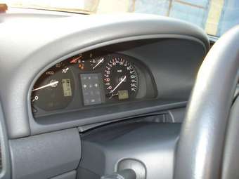 2004 Renault Laguna Photos