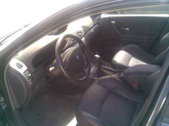 2004 Renault Laguna Photos
