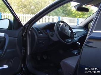 2008 Renault Laguna Pictures