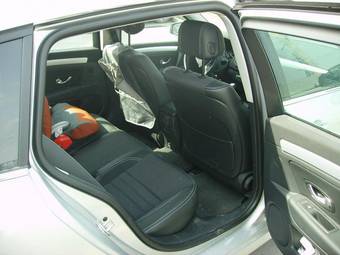 2008 Renault Laguna Pictures