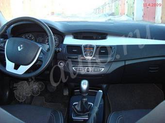 2008 Renault Laguna Pictures