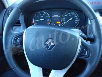 2008 Renault Laguna Pictures