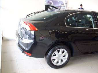 2008 Renault Laguna Photos