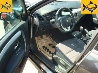 2008 Renault Laguna Images