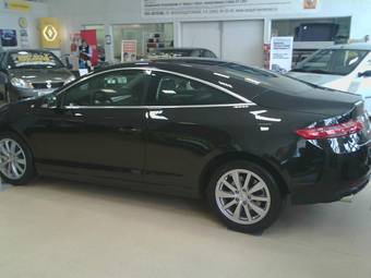 2009 Renault Laguna Pictures