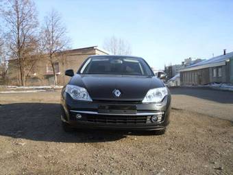 2009 Renault Laguna Pictures