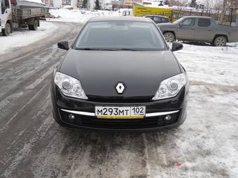 2009 Renault Laguna Photos