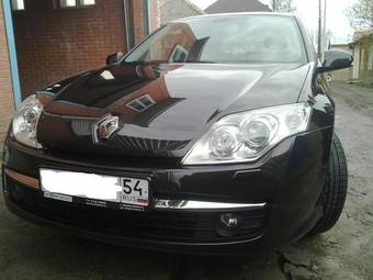 2009 Renault Laguna Photos
