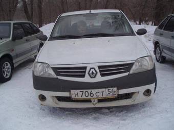 2005 Renault Logan Photos