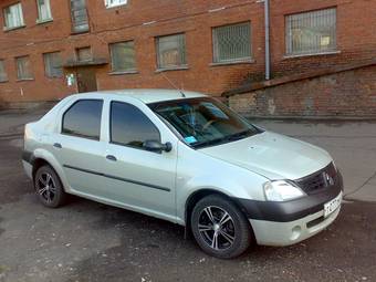 2005 Renault Logan Photos