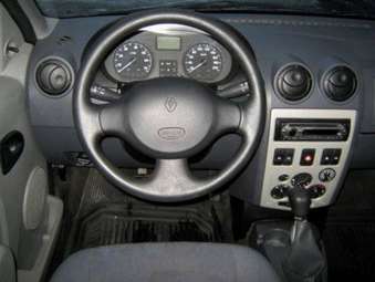 2006 Renault Logan Photos