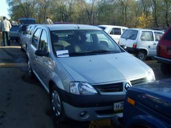 2006 Renault Logan Photos