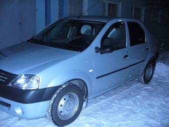 2006 Renault Logan Pics