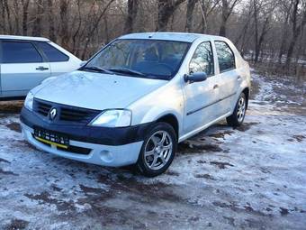 2006 Renault Logan Images