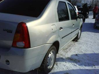 2006 Renault Logan Photos