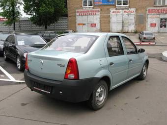 2006 Renault Logan Photos