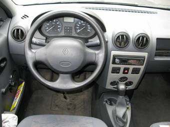 2006 Renault Logan Pictures