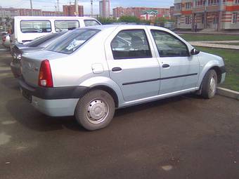 2006 Renault Logan Pics