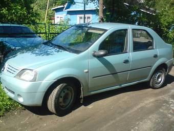 2006 Renault Logan Photos