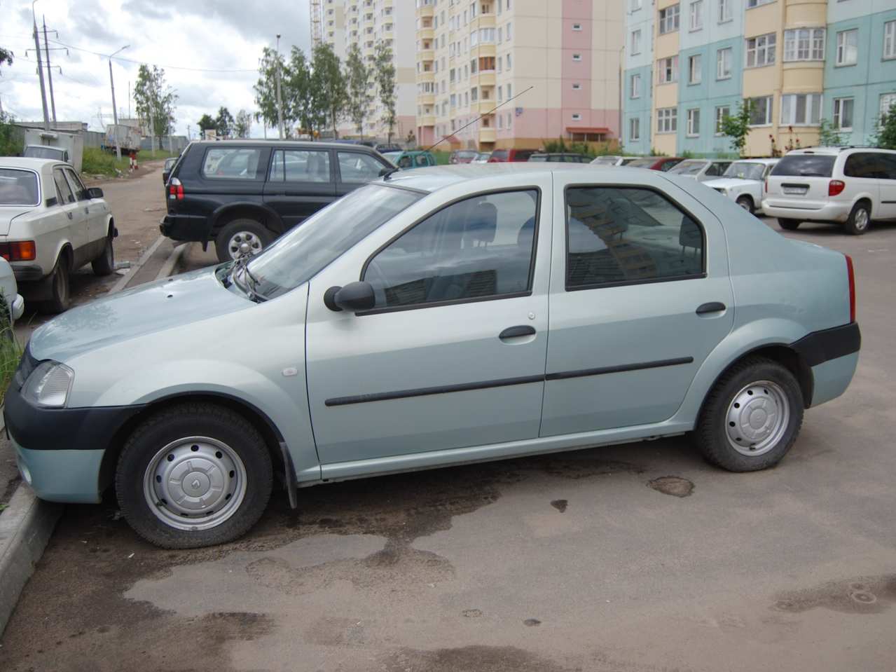 2006 Renault Logan