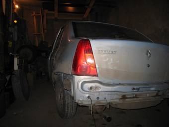 2006 Renault Logan Pictures