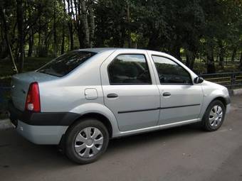 2006 Renault Logan Photos