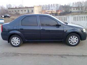 2007 Renault Logan Photos