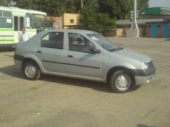 2007 Renault Logan Photos