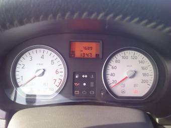 2008 Renault Logan Photos