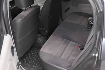 2008 Renault Logan Photos