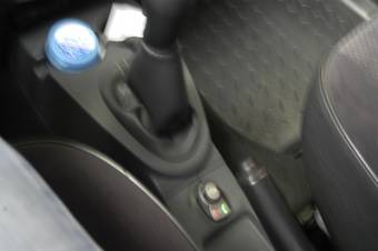 2008 Renault Logan Photos