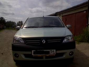 2008 Renault Logan Photos