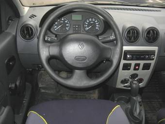 2008 Renault Logan Pictures