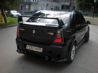 2008 Renault Logan Photos