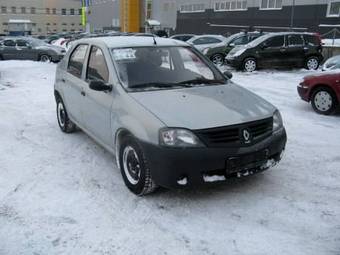 2008 Renault Logan Photos