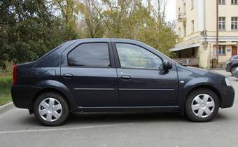 2008 Renault Logan Photos
