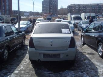 2008 Renault Logan Photos