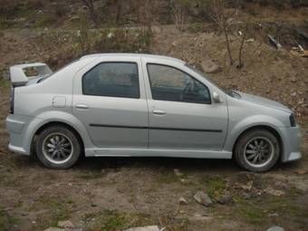 2008 Renault Logan Pictures
