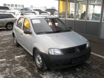 2008 Renault Logan Photos