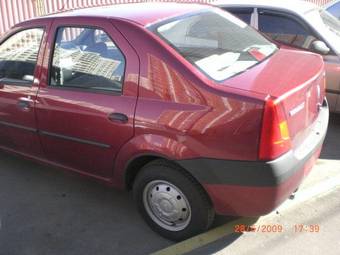 2009 Renault Logan Photos
