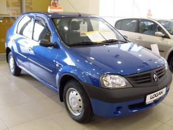 2009 Renault Logan Photos