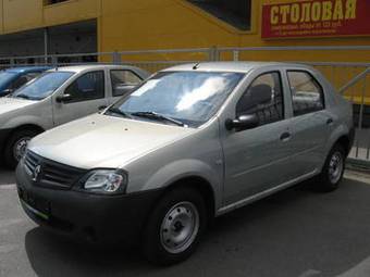 2009 Renault Logan Pictures