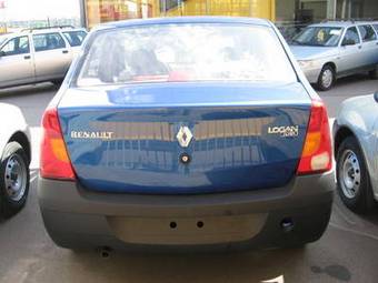 2009 Renault Logan Photos