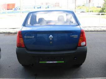 2009 Renault Logan Pictures
