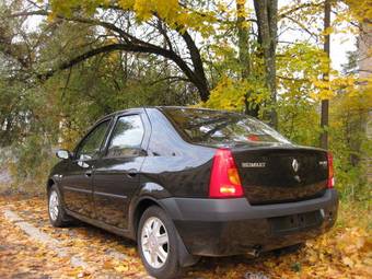 2009 Renault Logan Photos