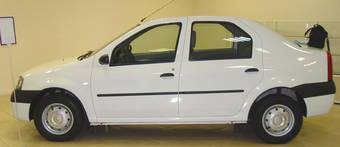 2009 Renault Logan Pictures