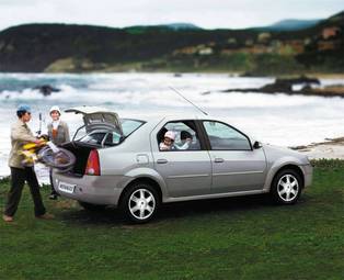 2009 Renault Logan Pictures
