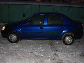 2009 Renault Logan Pictures